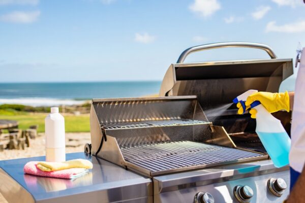 Professional BBQ Grill Sanitizing in Monterey